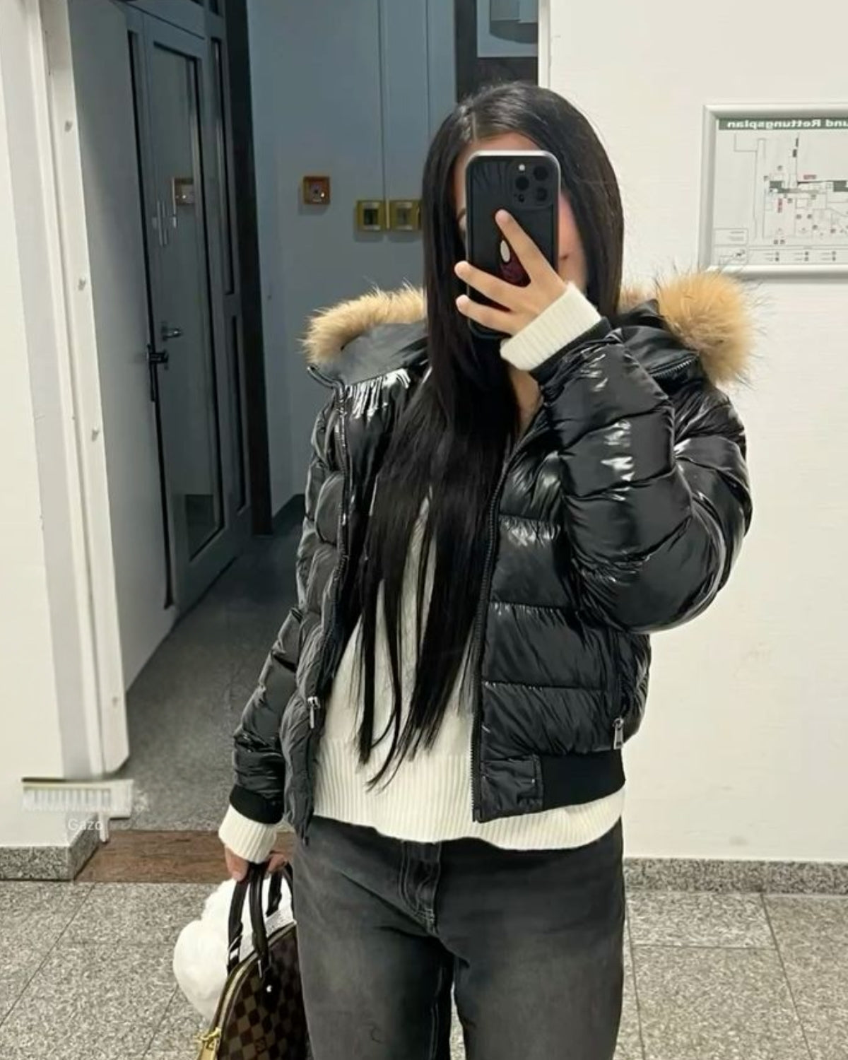 AVASI - Artic Fur Jacket